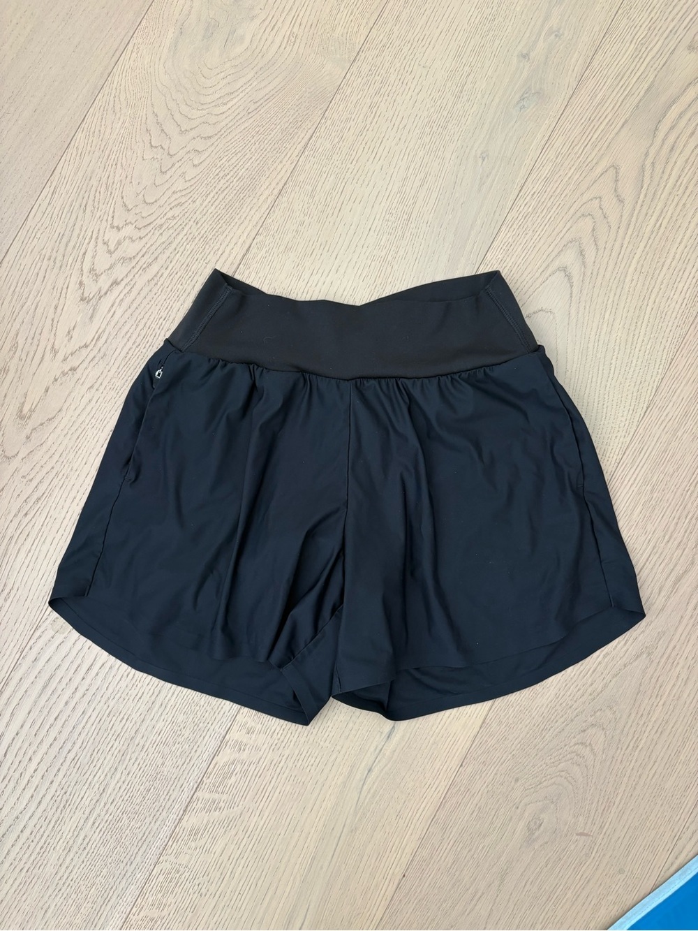 Uniqlo Airism High-Rise Shorts - Black